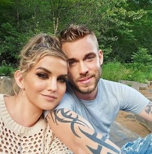 Meet your Posher, Lewis